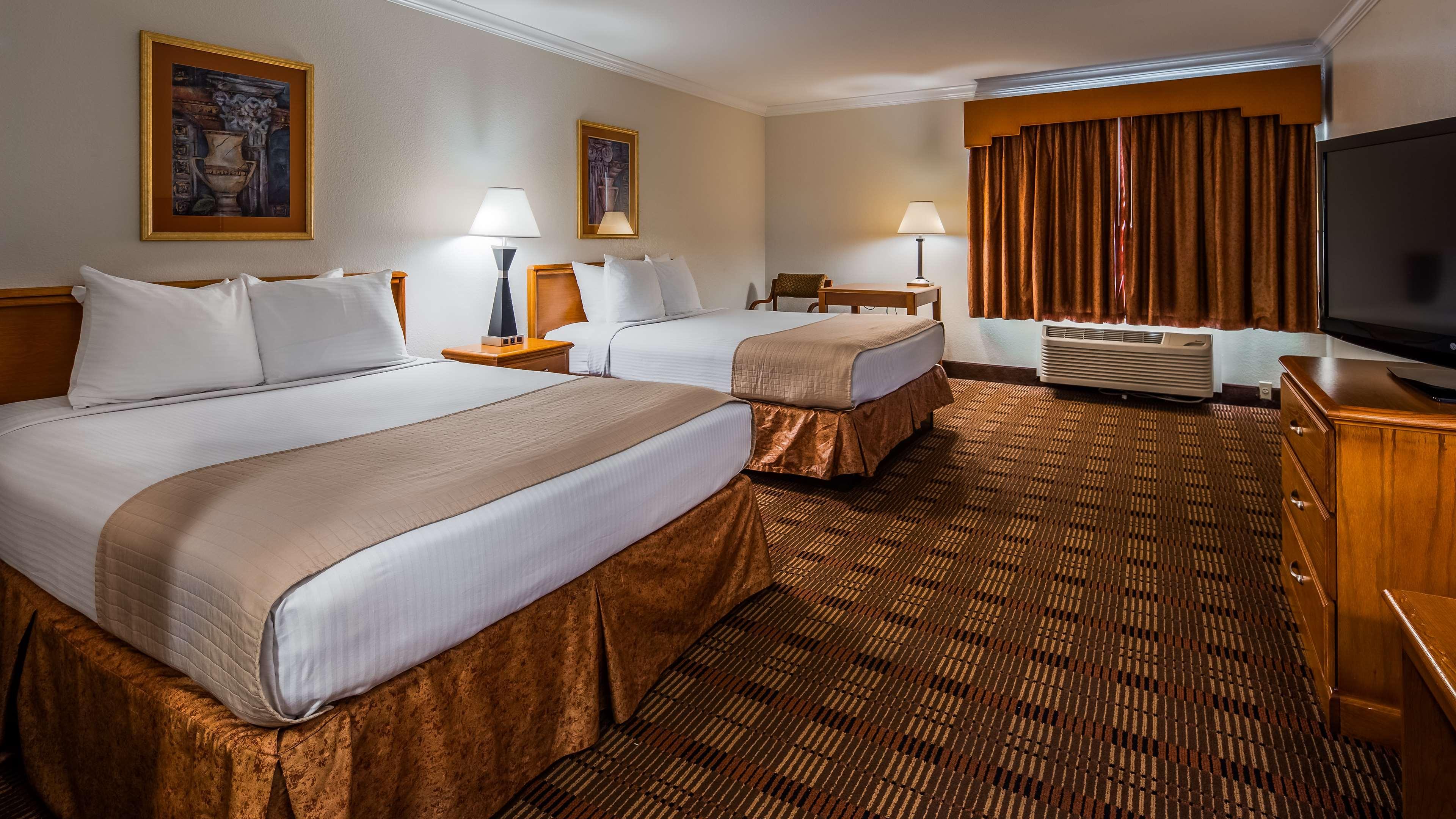 Best Western Club House Inn & Suites Mineral Wells Экстерьер фото