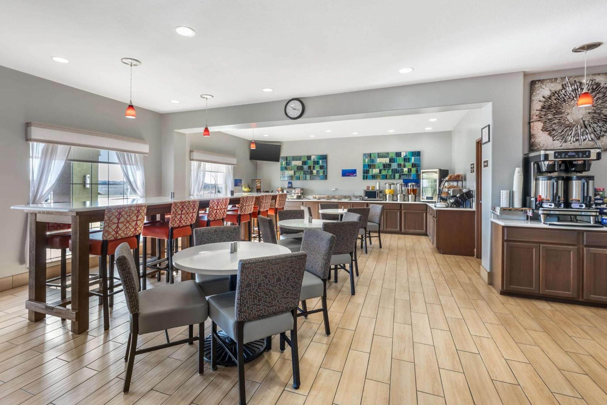 Best Western Club House Inn & Suites Mineral Wells Экстерьер фото