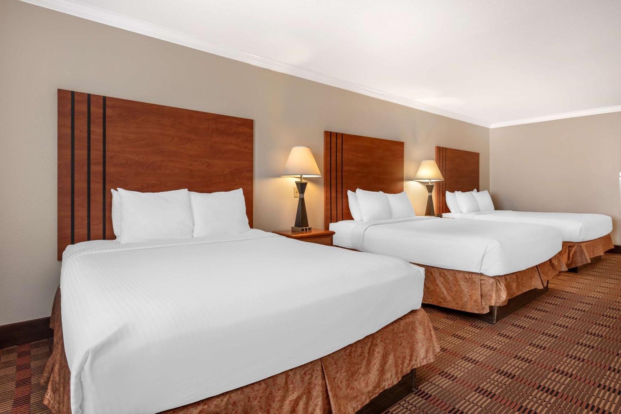Best Western Club House Inn & Suites Mineral Wells Экстерьер фото