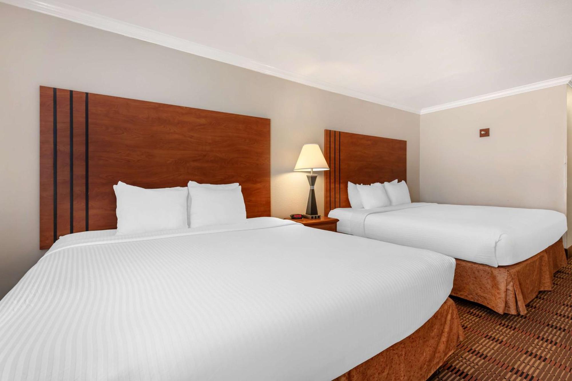 Best Western Club House Inn & Suites Mineral Wells Экстерьер фото